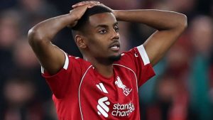 Alexander Isak Undergoes Surgery After Ankle Fracture – Liverpool Confirm